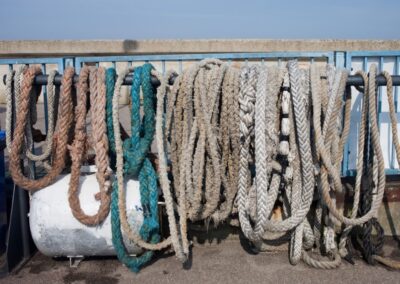 Closed-loop Mooring Lines